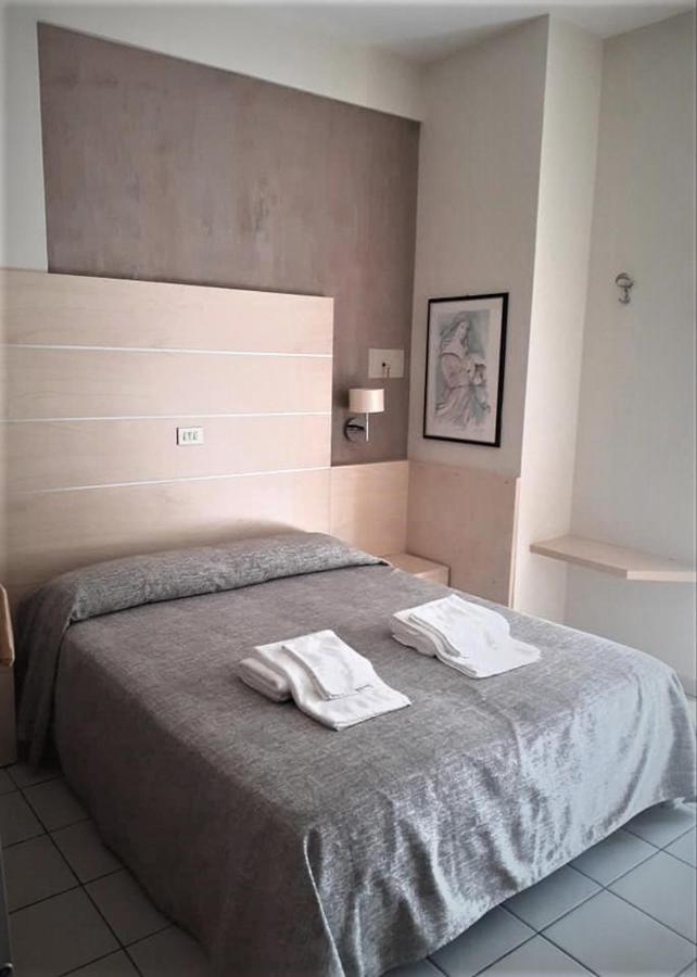 Hotel Prater Cesenatico Eksteriør billede