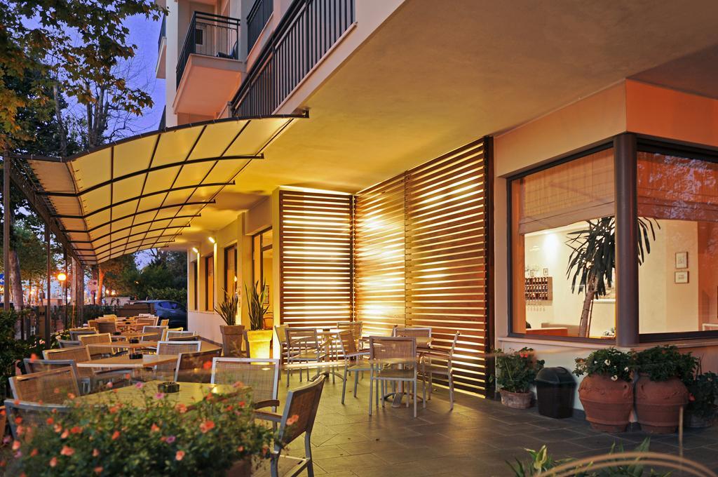 Hotel Prater Cesenatico Eksteriør billede