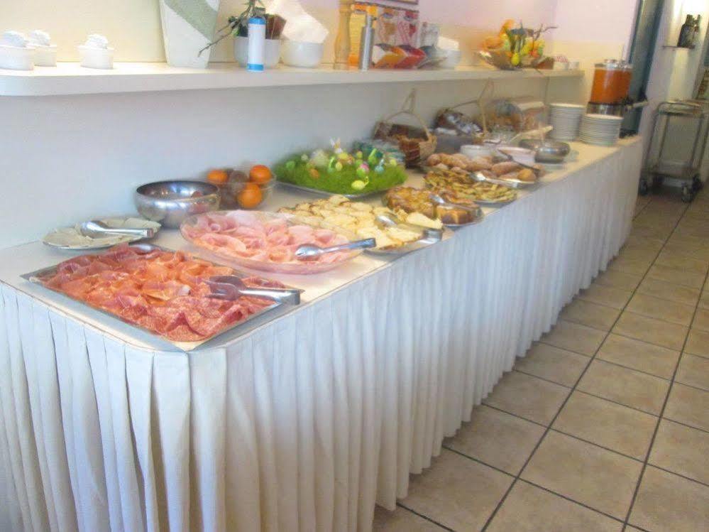 Hotel Prater Cesenatico Eksteriør billede